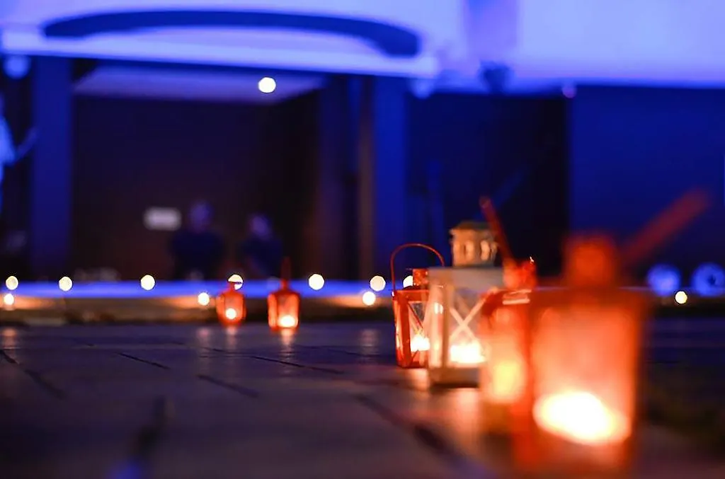 Akropoli Hotel Kryemëdhej 3*,  Albania