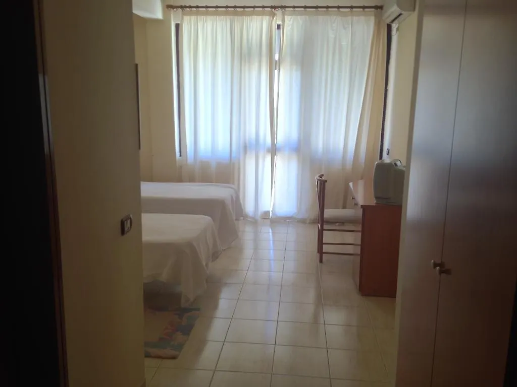 Akropoli Hotel Kryemëdhej 3*,  Albania
